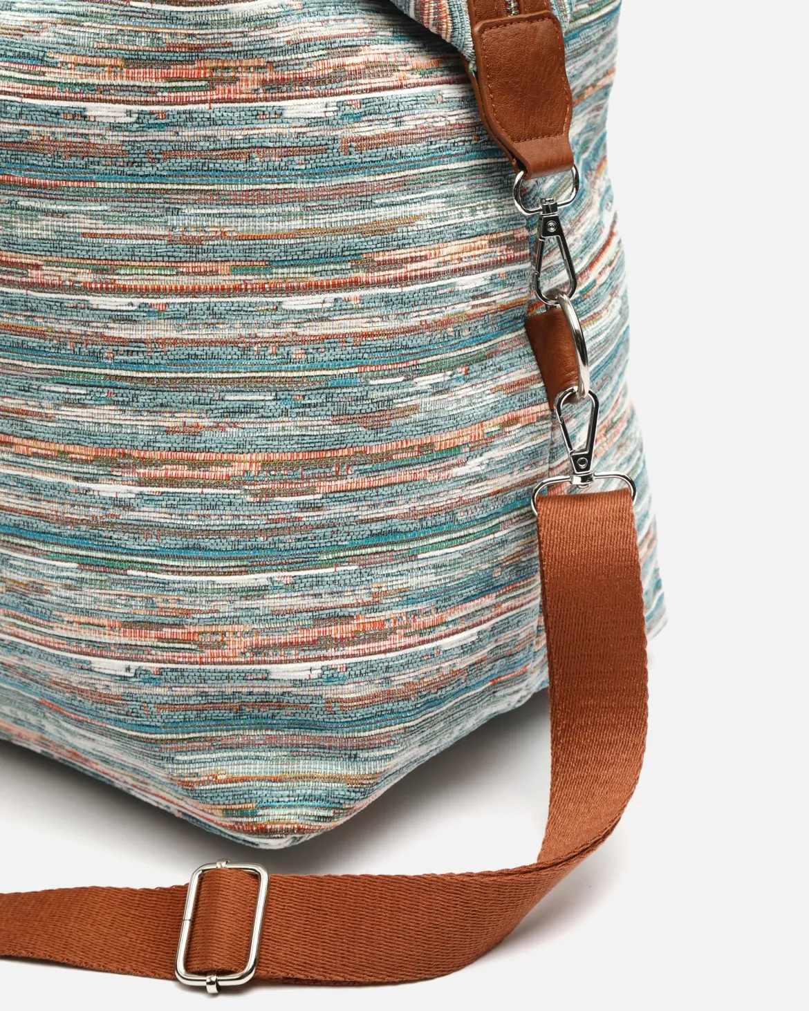 Bolsa fin de semana con bandolera extraíble y estampado jacquard
