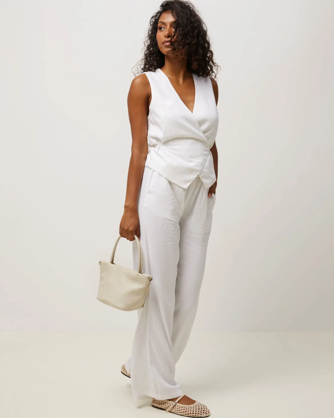 Bolso tote pequeño trenzado con asa bandolera extraíble